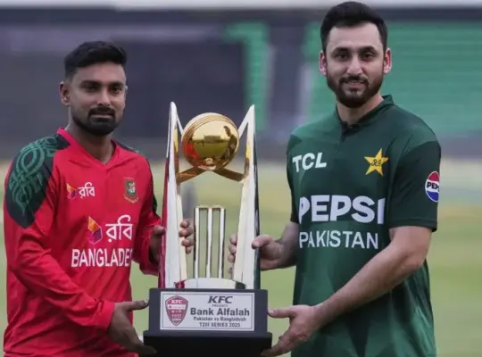 Pak vs Ban